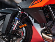 KTM 1390 Super Duke GT 2025 detalles29