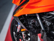 KTM 1390 Super Duke GT 2025 detalles41