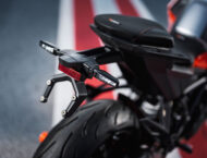 KTM 1390 Super Duke GT 2025 detalles52