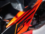 KTM 1390 Super Duke GT 2025 detalles54