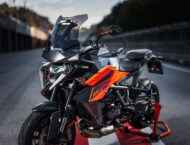 KTM 1390 Super Duke GT 2025 detalles56