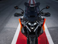 KTM 1390 Super Duke GT 2025 detalles59