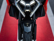 KTM 1390 Super Duke GT 2025 detalles60