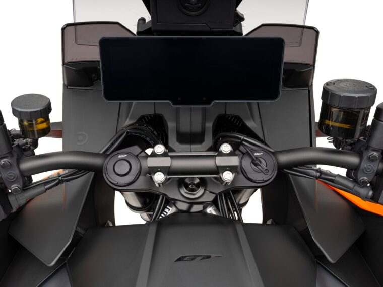 KTM-1390-Super-Duke-GT-2025-detalles7