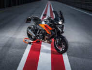 KTM 1390 Super Duke GT 2025 estaticas11
