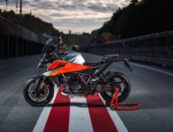 KTM 1390 Super Duke GT 2025 estaticas4
