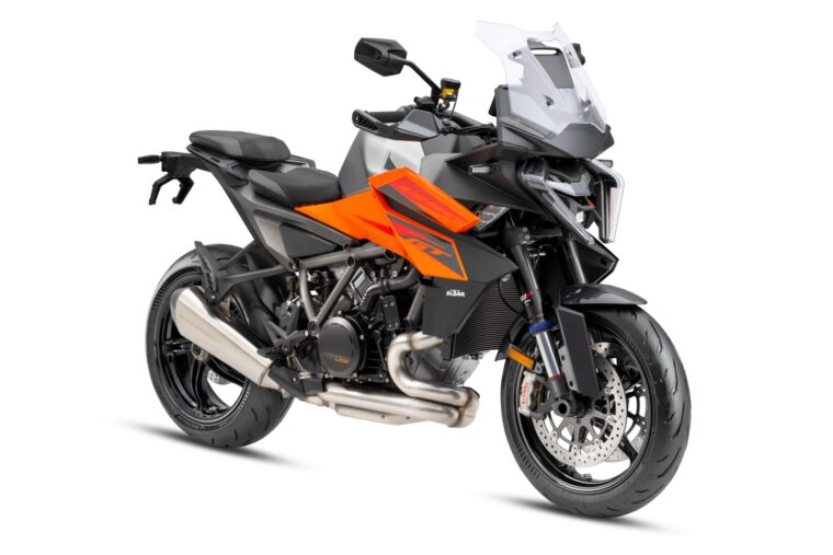 KTM-1390-Super-Duke-GT-2025-estudio-colores2