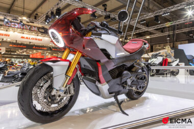 KYMCO RevoneX 2025 5