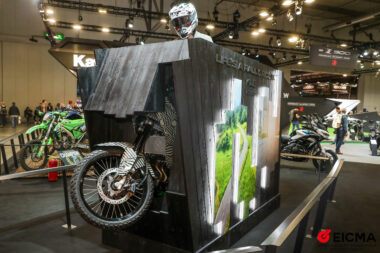 Kawasaki KLE500 teaser eicma2