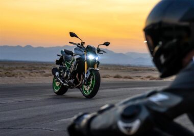 Kawasaki Z900 SE 2025 estaticas1
