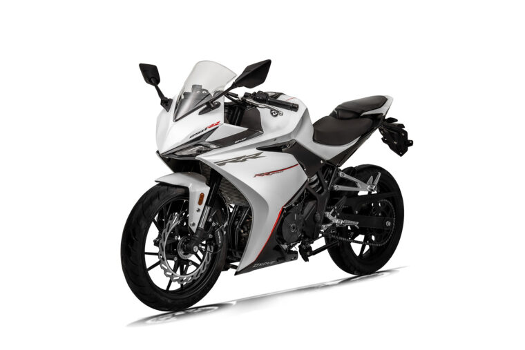 Kove-250RR-2025-estudio3