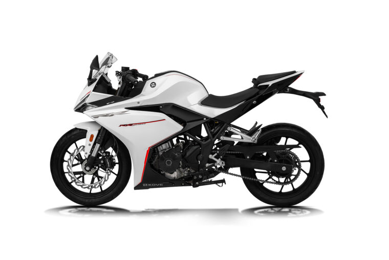 Kove-250RR-2025-estudio4