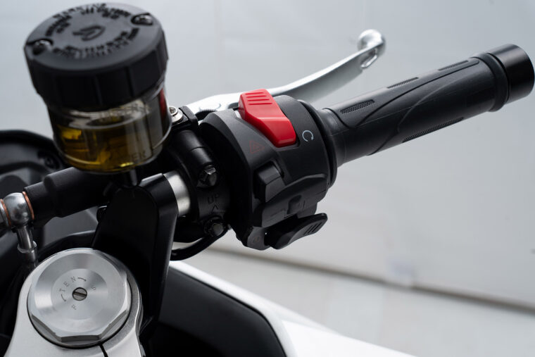 Kove-350RR-2025-detalles11