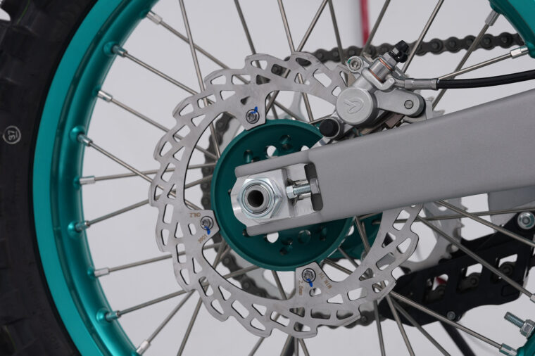 Kove-MX450-2025-detalles2