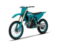 KOVE presenta ocho nuevos modelos en el EICMA 2024 47 Kove MX450 2025 estudio4