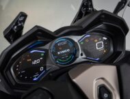 Kymco AK575 Premium 2