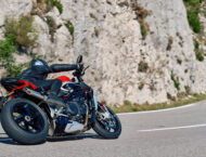 MV Agusta Brutale 1000 Ottantesimo accion6