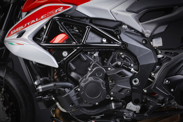 MV-Agusta-Brutale-RR-Ottantesimo-detalles35