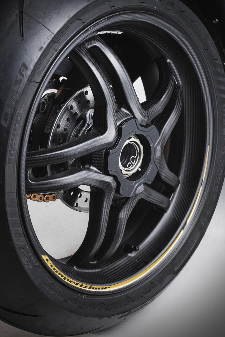 MV-Agusta-F3-Competizione-2025-detalles27