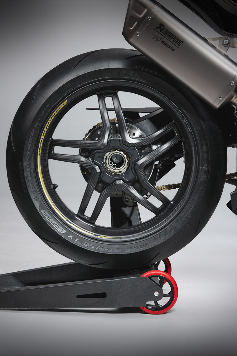 MV-Agusta-F3-Competizione-2025-detalles48