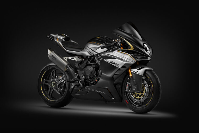 MV-Agusta-F3-Competizione-2025-estudio-negro5