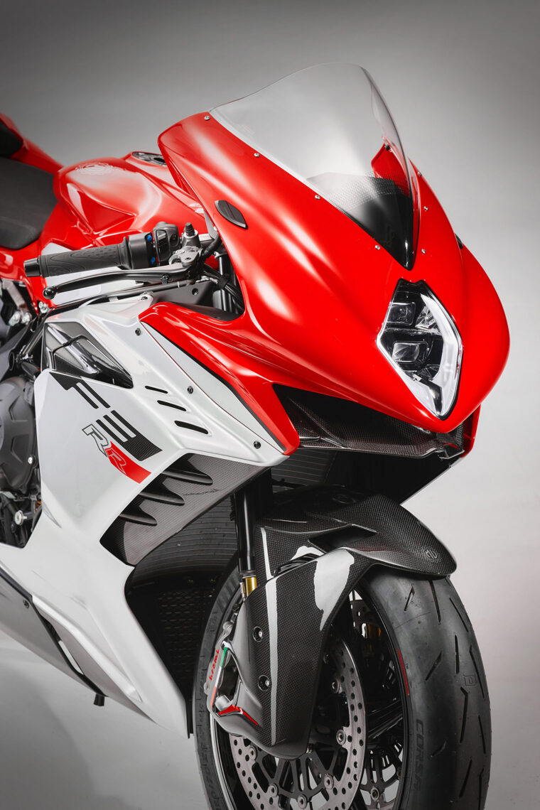 MV-Agusta-F3-RR-Ottantesimo-KIT-detalles21