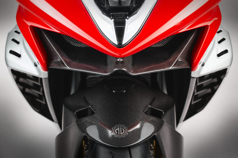 MV-Agusta-F3-RR-Ottantesimo-KIT-detalles40