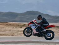 MV Agusta F3 RR Ottantesimo accion4