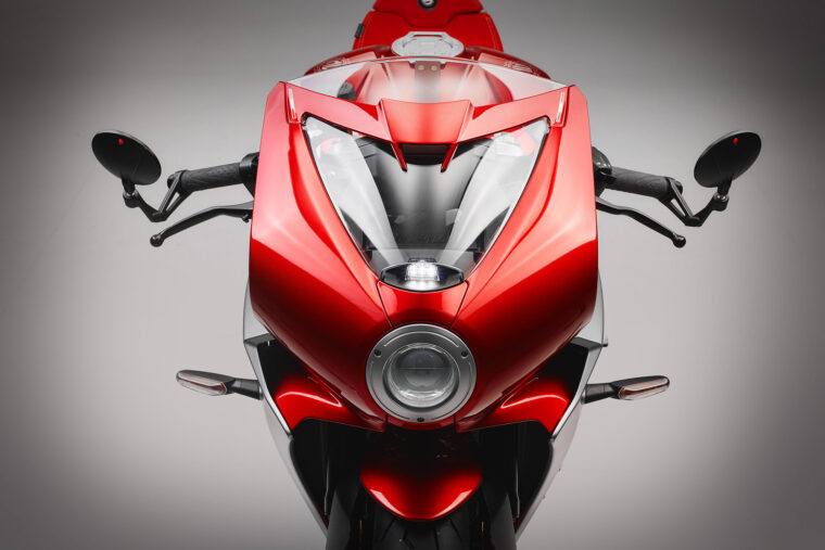 MV-Agusta-Superveloce-S-Ottantesimo-detalles9