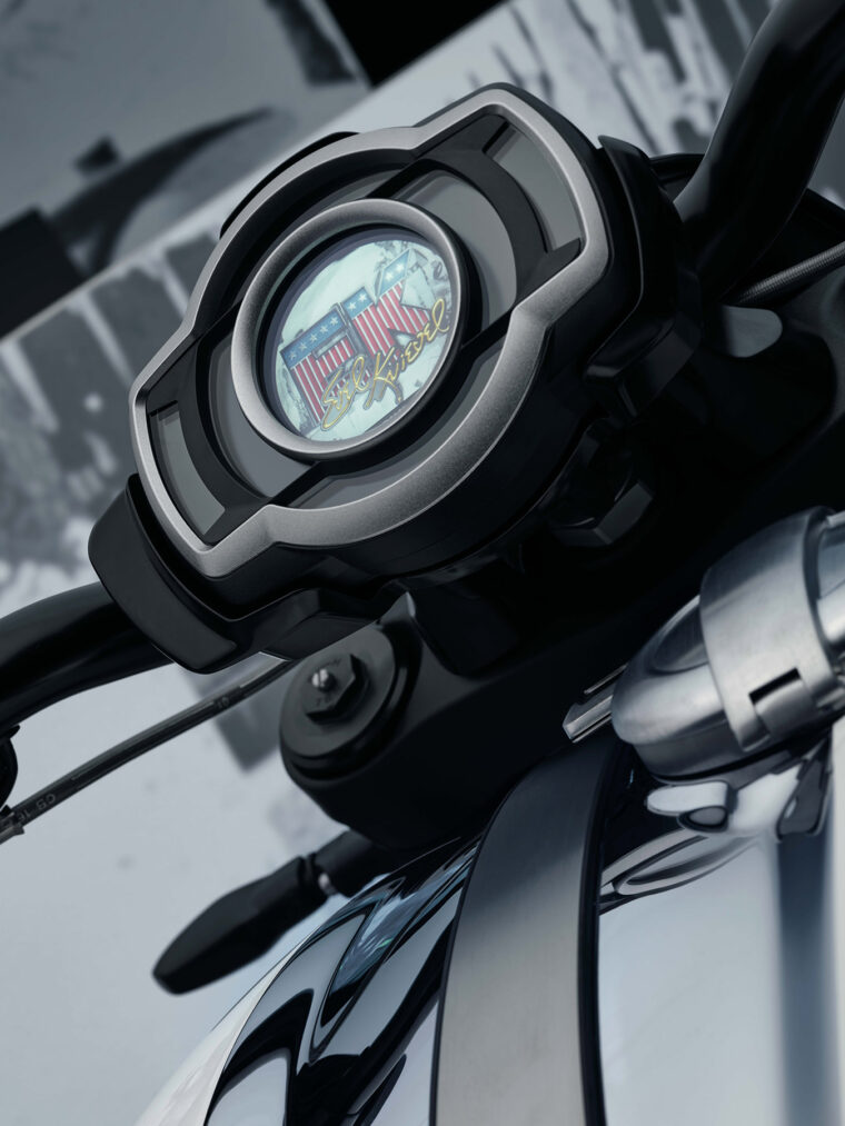 Triumph-Rocket-3-Evel-Knievel-familia-2