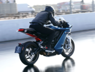 WMCSRS: WMC y Zero proponen una moto eléctrica con conducto aerodinámico inteligente 9 WMCSRS WMC Zero SRS concept 9