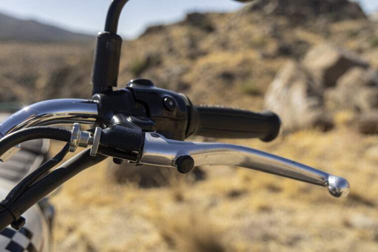 royal-enfield-bear-650-2025 (34)