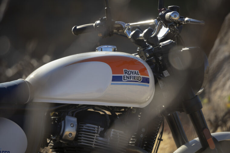 royal-enfield-bear-650-2025 (45)