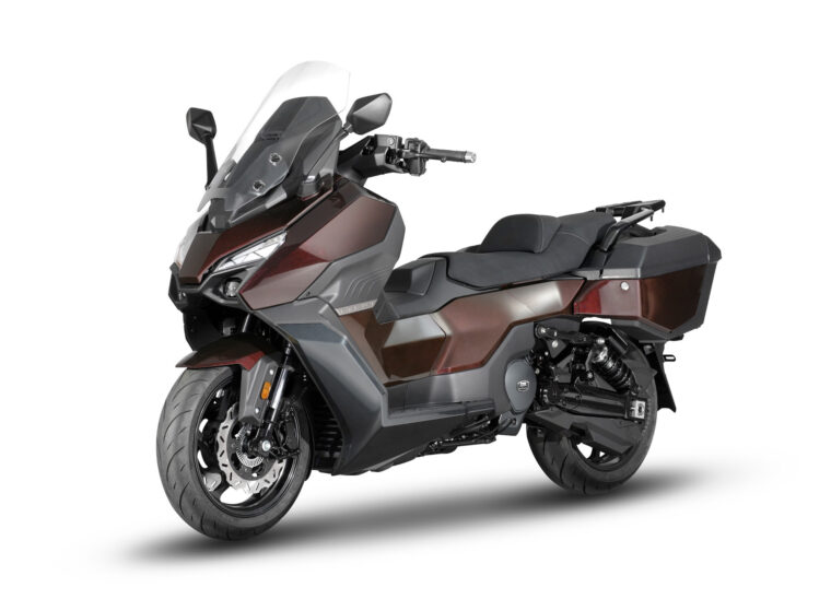 SYM celebra en EICMA su 70 aniversario con llamativas novedades 1 sym ttlbt (4)