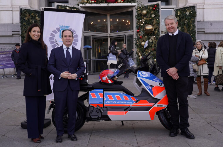 BMW-CE-04-Agentes-Movilidad-Madrid-2