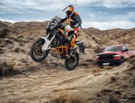 KTM 1390 Super Adventure R 2025 accion1