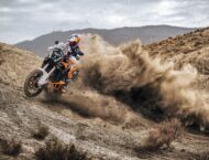 KTM 1390 Super Adventure R 2025 accion30
