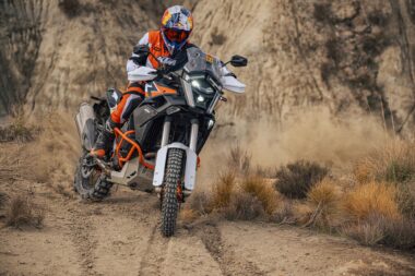KTM 1390 Super Adventure R 2025 accion58