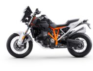 KTM 1390 Super Adventure R 2025 estudio3