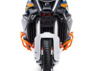 KTM 1390 Super Adventure R 2025 estudio5