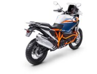 KTM 1390 Super Adventure R 2025 estudio8
