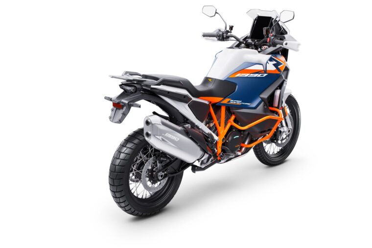 KTM-1390-Super-Adventure-R-2025-estudio8