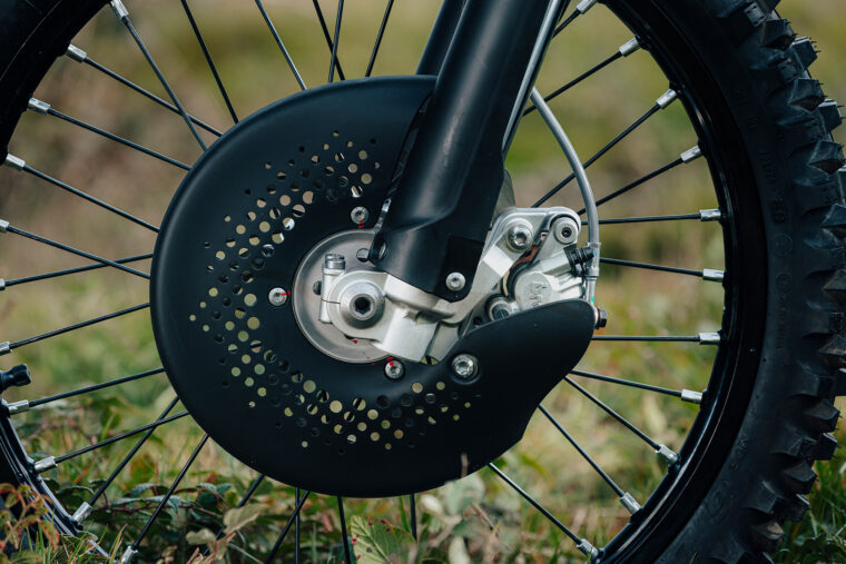 Stark-Varg-EX-2025-estaticas4