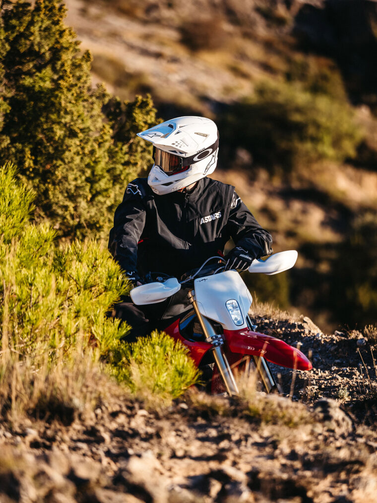 Stark-Varg-EX-2025-varias2