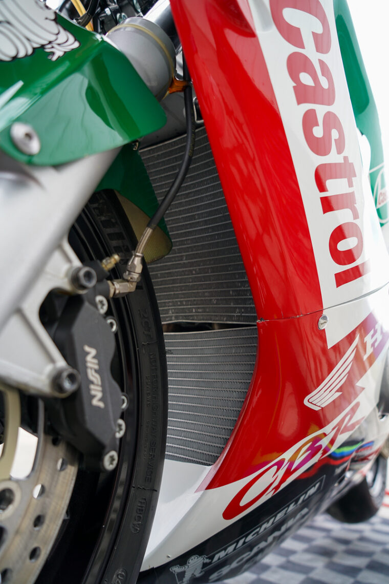 subasta-honda-cbr600f-castrol-supersport-pere-riba (18)