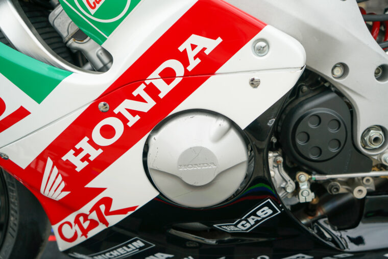 subasta-honda-cbr600f-castrol-supersport-pere-riba (20)