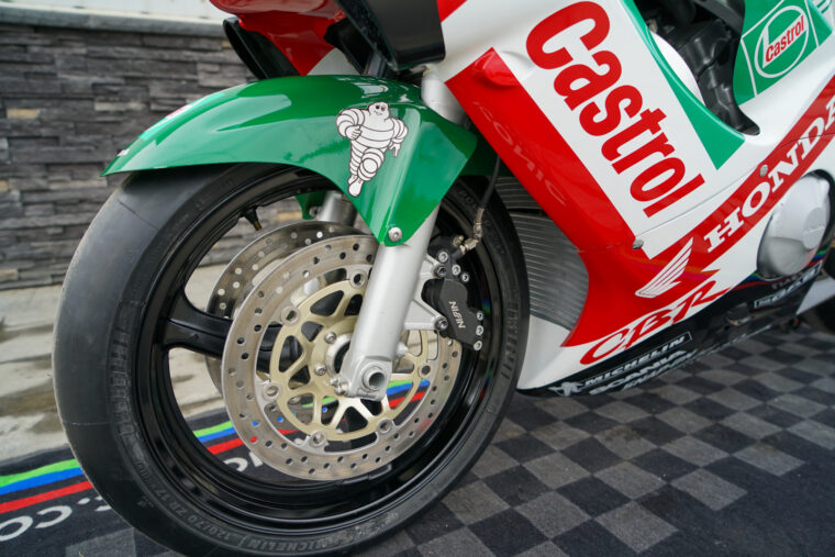 subasta-honda-cbr600f-castrol-supersport-pere-riba (22)
