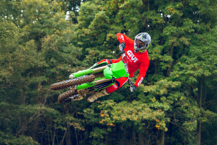 Casco-GIVI-70.1-Vector - 11