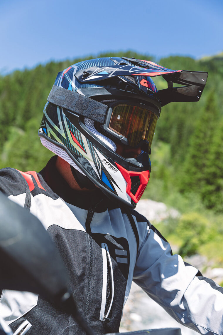 Casco-GIVI-70.1-Vector - 6