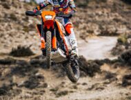 KTM 125 Enduro R 2025 accion4